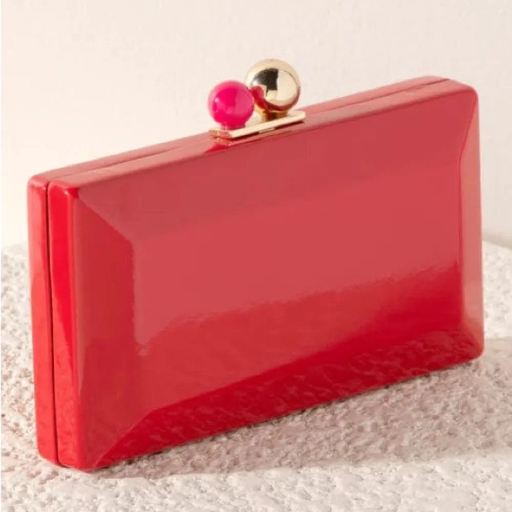 RED MACKENZIE MINAUDIÈRE CLUTCH ! NWT! - Picture 2 of 2